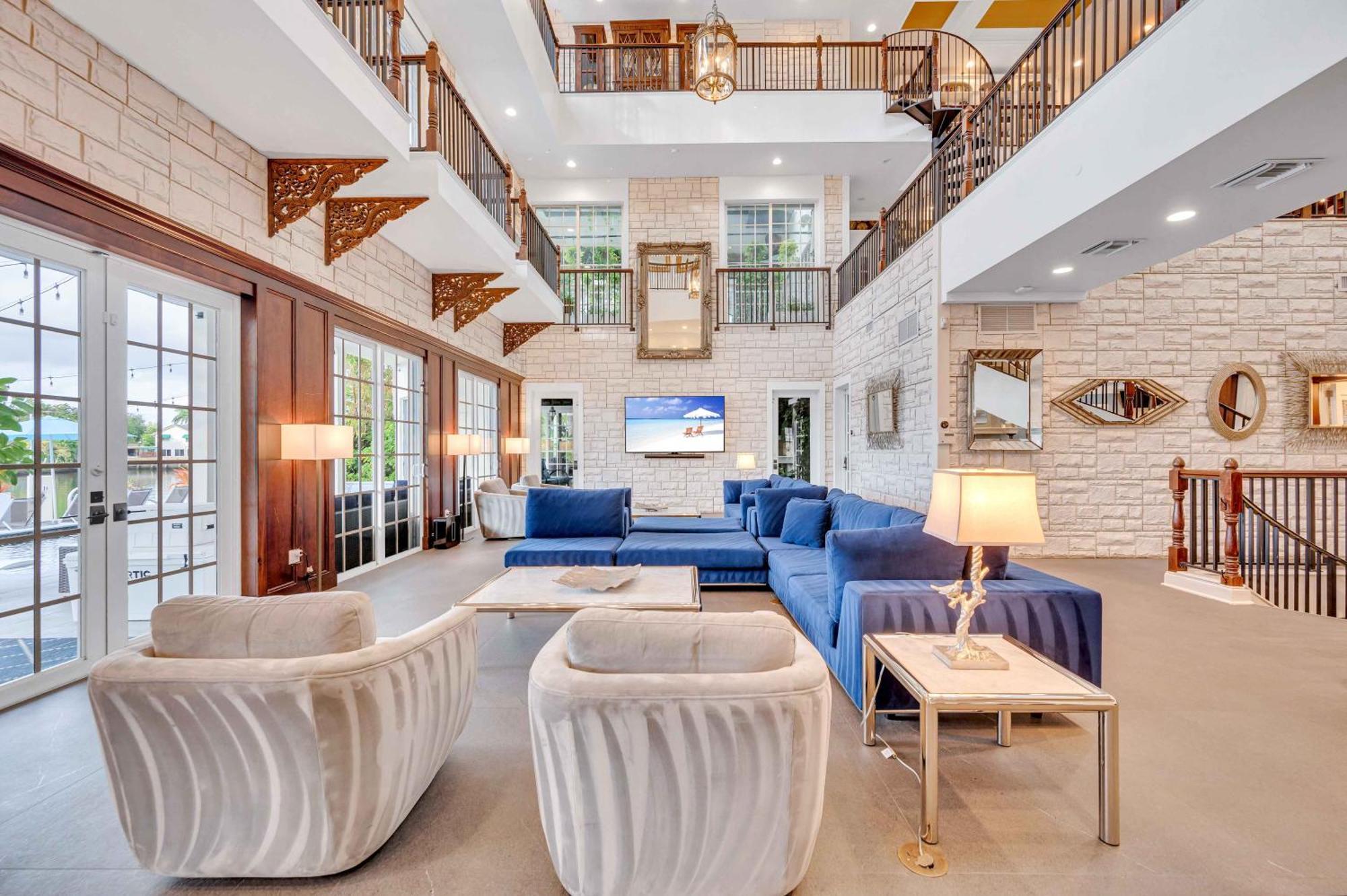 The Modern Castle Canal View Access Rooftop Living Greenhouse Vlllas Fort Lauderdale Eksteriør billede