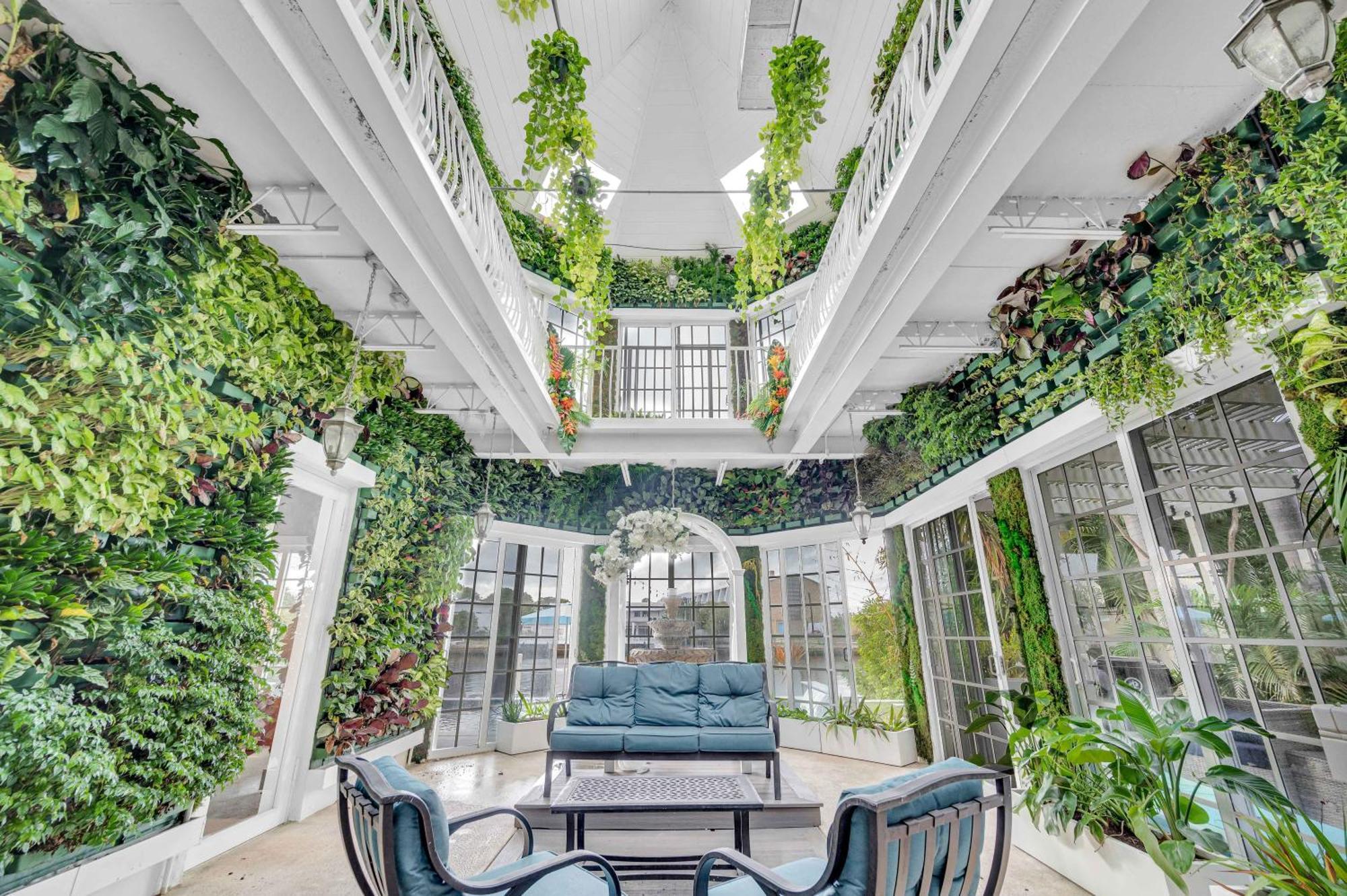 The Modern Castle Canal View Access Rooftop Living Greenhouse Vlllas Fort Lauderdale Eksteriør billede
