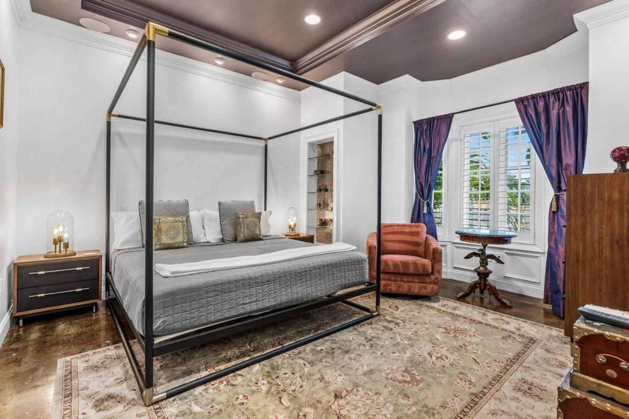The Modern Castle Canal View Access Rooftop Living Greenhouse Vlllas Fort Lauderdale Eksteriør billede