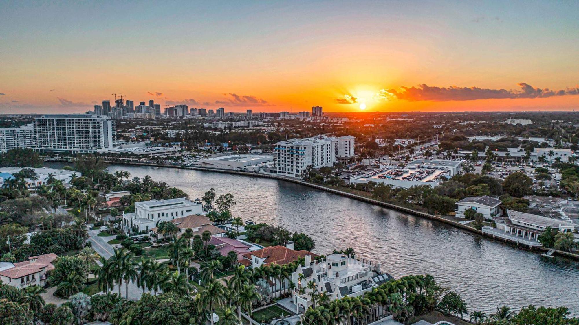 The Modern Castle Canal View Access Rooftop Living Greenhouse Vlllas Fort Lauderdale Eksteriør billede