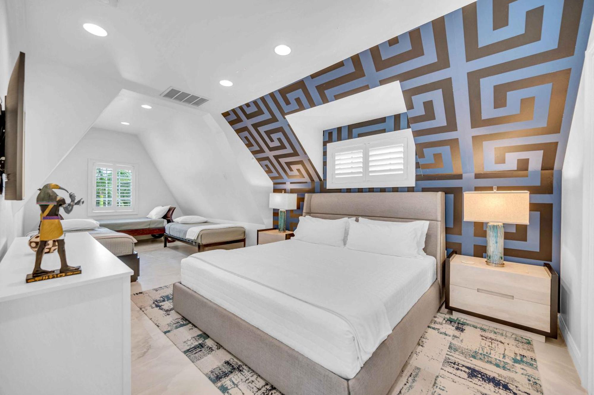 The Modern Castle Canal View Access Rooftop Living Greenhouse Vlllas Fort Lauderdale Eksteriør billede